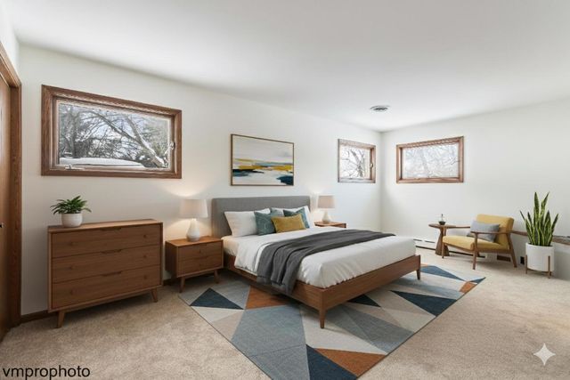 1414 W Vine Street, Arlington Heights, IL 60005