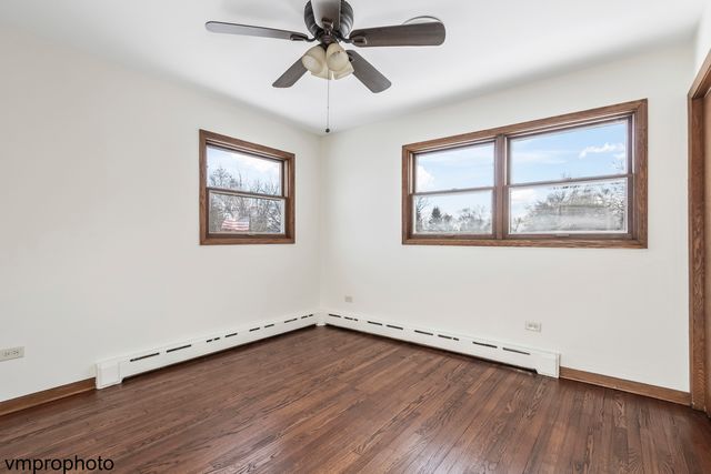 1414 W Vine Street, Arlington Heights, IL 60005