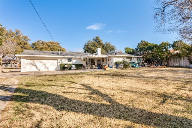 1804 Aden Road, Fort Worth, TX 76116