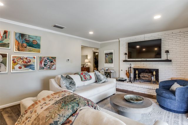 1804 Aden Road, Fort Worth, TX 76116