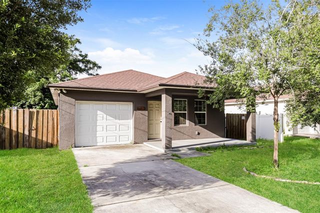 1505 E CARACAS STREET, Tampa, FL 33610