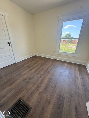 275 E Parkview Avenue N, Indianapolis, IN 46201