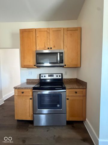 275 E Parkview Avenue N, Indianapolis, IN 46201