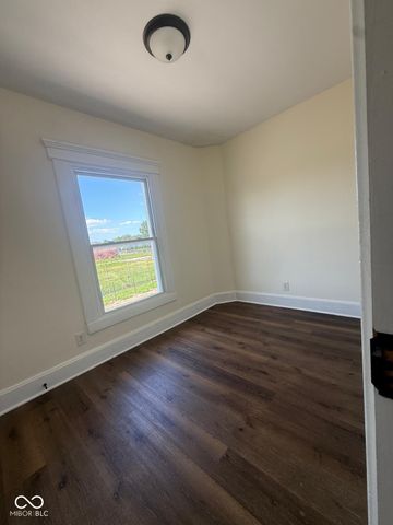 275 E Parkview Avenue N, Indianapolis, IN 46201