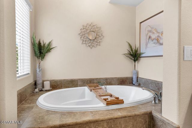 2391 Chiquita Lane, Thousand Oaks, CA 91362