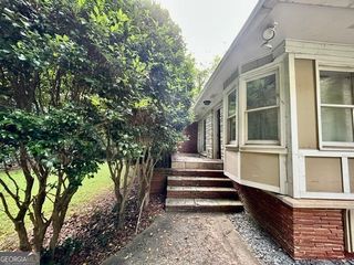 2561 Midway Road, Decatur, GA 30030