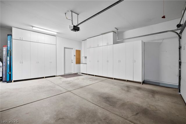 2154 Eagle Watch Drive, Henderson, NV 89012