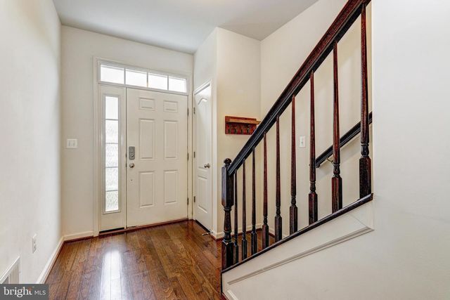 912 WINTER RUN RD, Middle River, MD 21220
