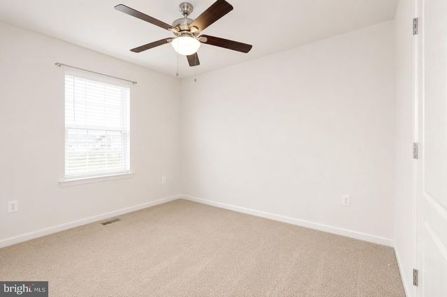 912 WINTER RUN RD, Middle River, MD 21220