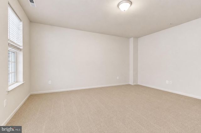 912 WINTER RUN RD, Middle River, MD 21220