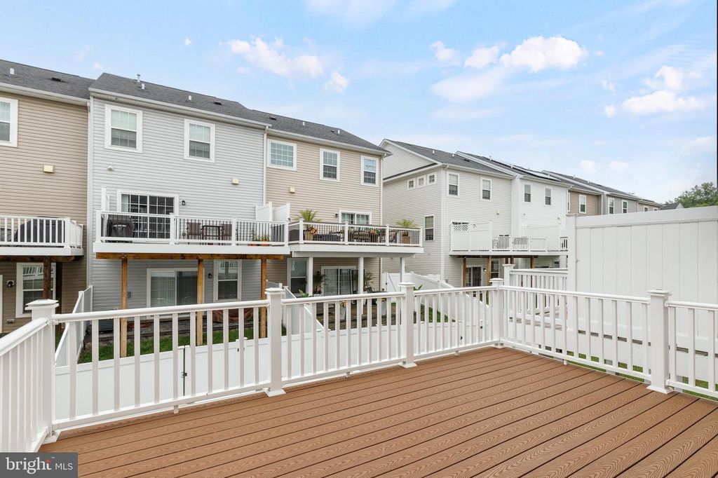 Image 36 of property listing at 912 WINTER RUN RD, Middle River, MD 21220