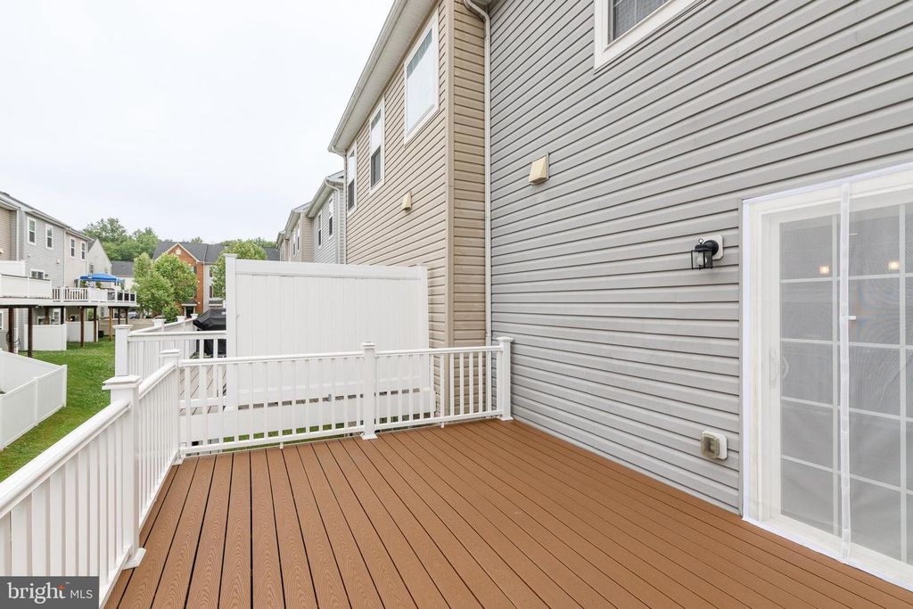 Image 37 of property listing at 912 WINTER RUN RD, Middle River, MD 21220