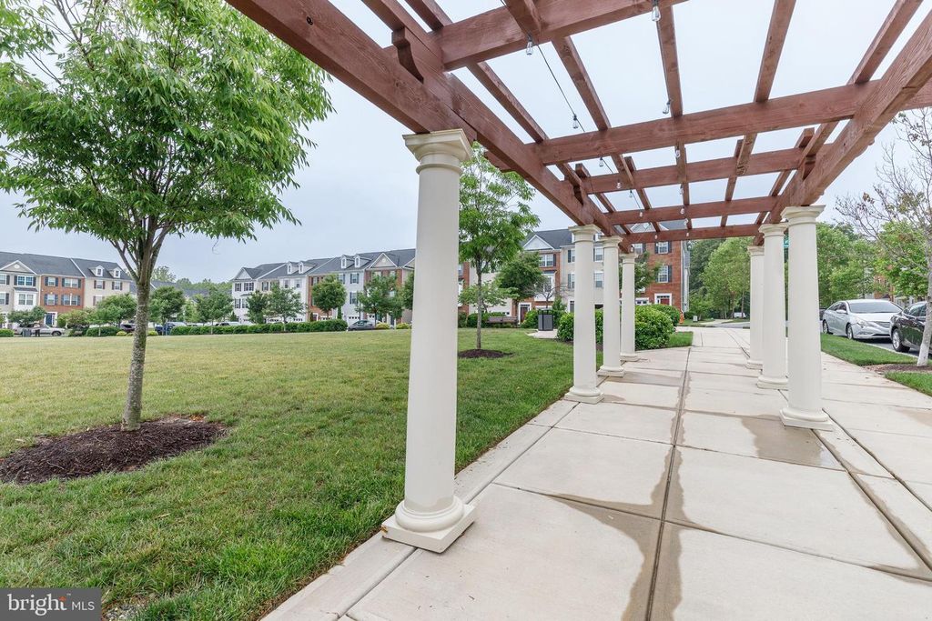 Image 46 of property listing at 912 WINTER RUN RD, Middle River, MD 21220