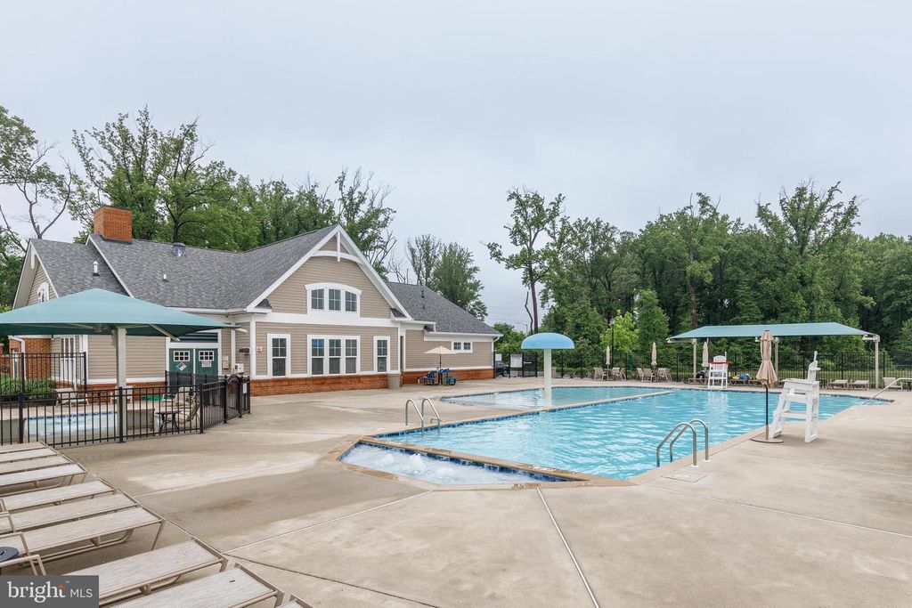 Image 51 of property listing at 912 WINTER RUN RD, Middle River, MD 21220