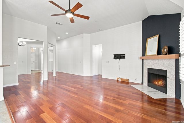 8330 Setting Moon, San Antonio, TX 78255