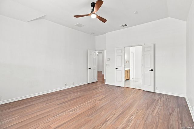 8330 Setting Moon, San Antonio, TX 78255