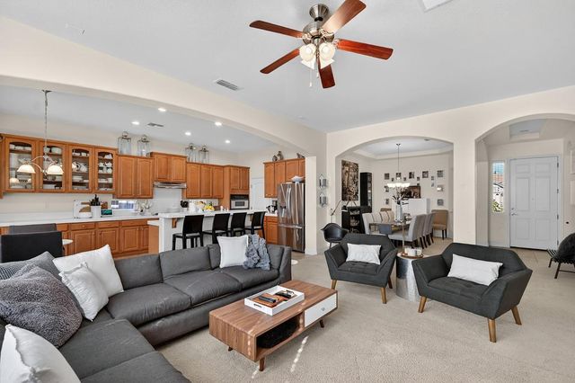 2195 Palomino Ct, Folsom, CA 95630