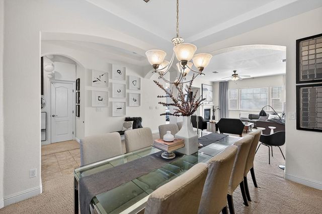 2195 Palomino Ct, Folsom, CA 95630