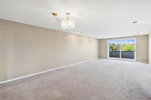 7201 N Lincoln Avenue 308, Lincolnwood, IL 60712