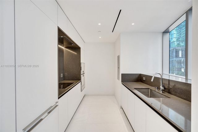 300 Biscayne Blvd Way 505C, Miami, FL 33131