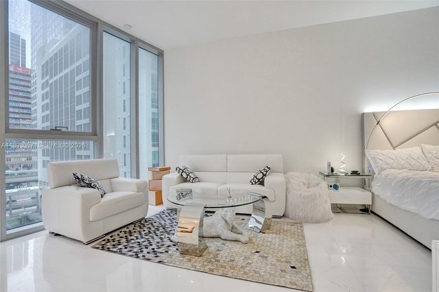 300 Biscayne Blvd Way 505C, Miami, FL 33131