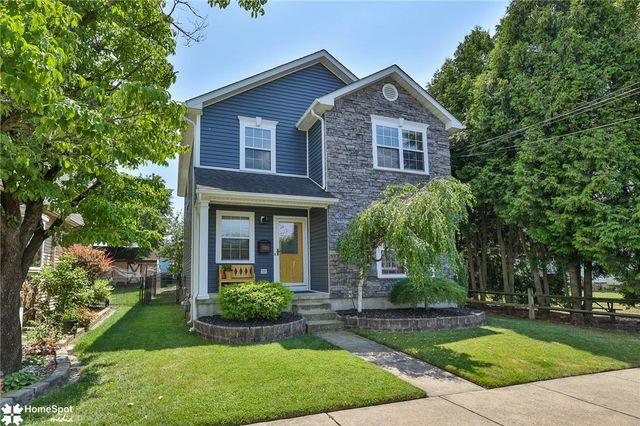 320 High Street, Hellertown Boro, PA 18055