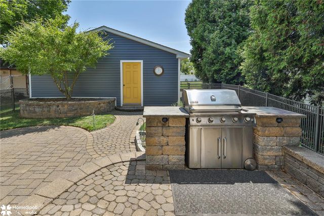 320 High Street, Hellertown Boro, PA 18055