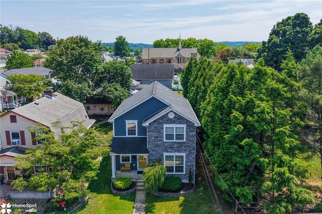 320 High Street, Hellertown Boro, PA 18055
