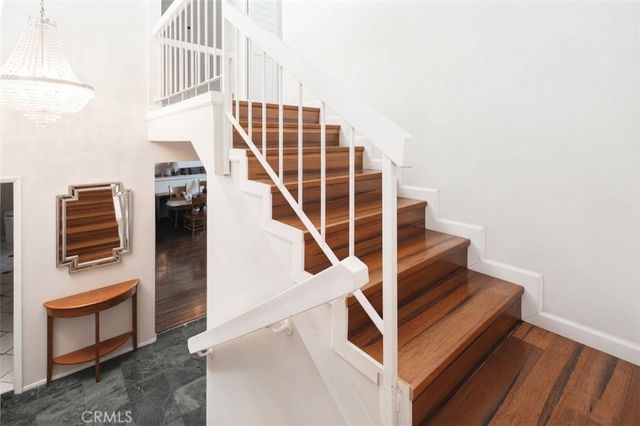 5440 Lindley Avenue 310, Encino, CA 91316