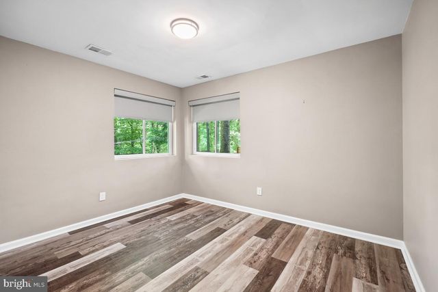 2912 NEWCASTLE AVE, Silver Spring, MD 20910