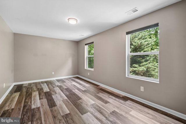 2912 NEWCASTLE AVE, Silver Spring, MD 20910