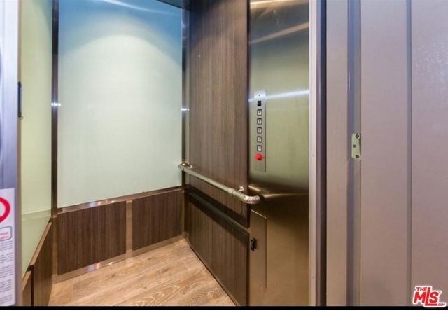 1217 HORN Avenue 101, West Hollywood, CA 90069