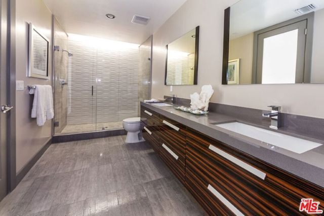 1217 HORN Avenue 101, West Hollywood, CA 90069