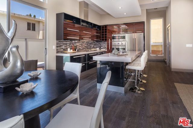 1217 HORN Avenue 101, West Hollywood, CA 90069