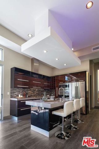 1217 HORN Avenue 101, West Hollywood, CA 90069