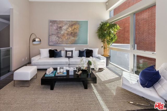 1217 HORN Avenue 101, West Hollywood, CA 90069