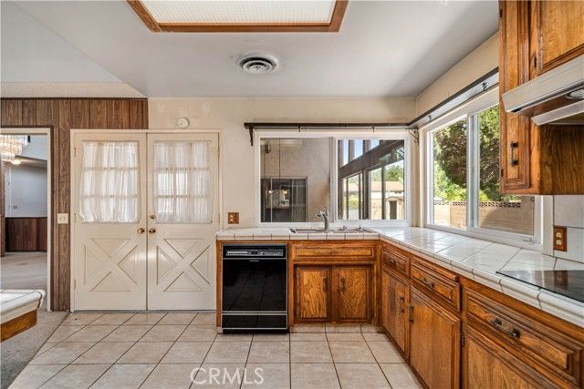 2653 End Court, Lancaster, CA 93536