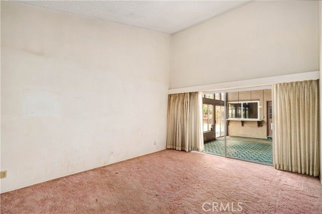 2653 End Court, Lancaster, CA 93536