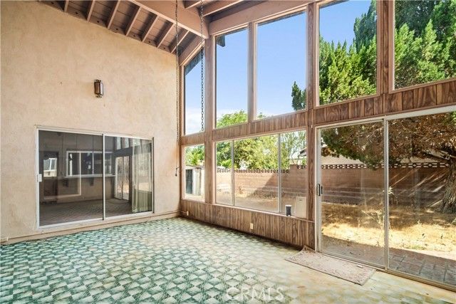 2653 End Court, Lancaster, CA 93536