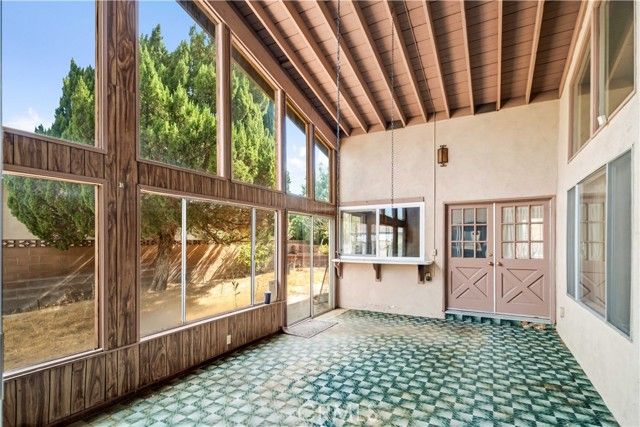 2653 End Court, Lancaster, CA 93536