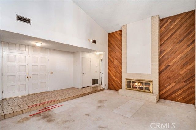 2653 End Court, Lancaster, CA 93536