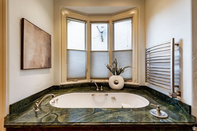 8371 S VIA RIVIERA WAY, Cottonwood Heights, UT 84093