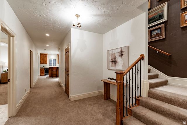 8371 S VIA RIVIERA WAY, Cottonwood Heights, UT 84093