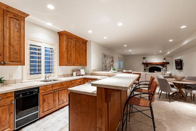 8371 S VIA RIVIERA WAY, Cottonwood Heights, UT 84093