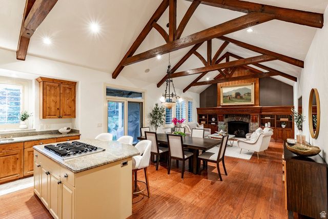 8371 S VIA RIVIERA WAY, Cottonwood Heights, UT 84093