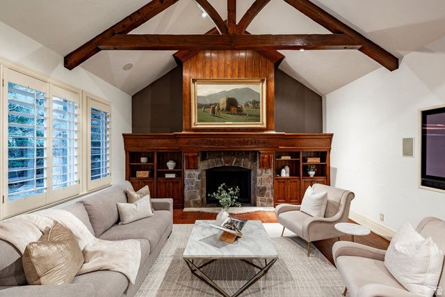 8371 S VIA RIVIERA WAY, Cottonwood Heights, UT 84093