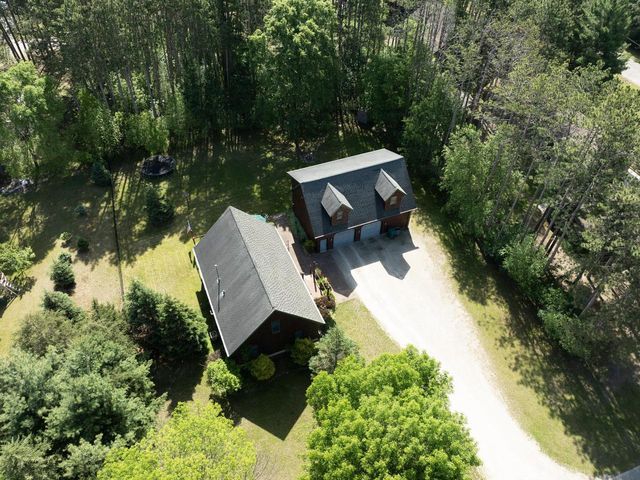 N2208 CLEGHORN ROAD, Waupaca, WI 54981