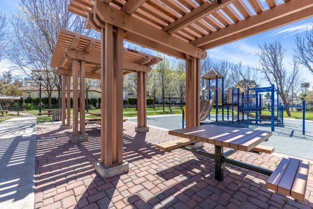 800 S Abel Street 218, Milpitas, CA 95035