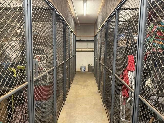 300 Candlewood Park Unit 34, Nashua, NH 03062