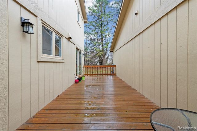 29455 Sylvan Lane, Farmington, MI 48334